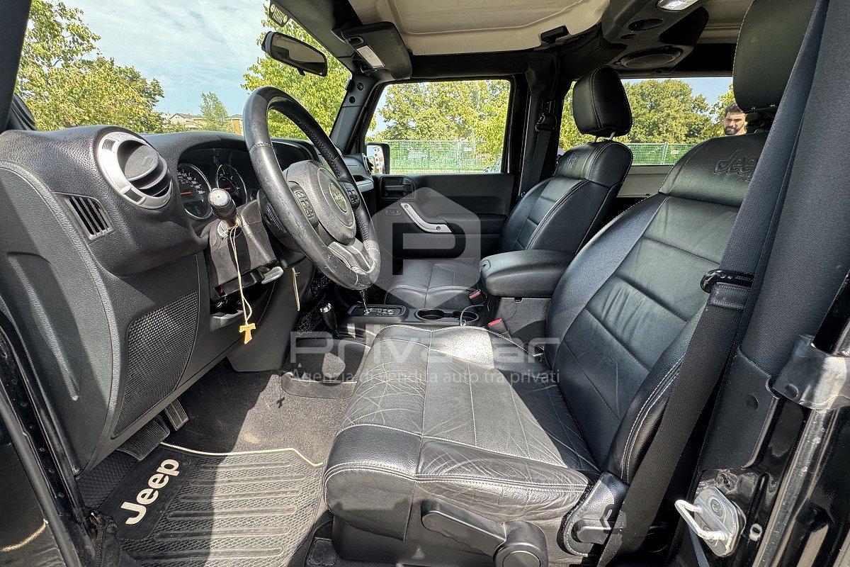 JEEP Wrangler 2.8 CRD DPF Sahara Auto