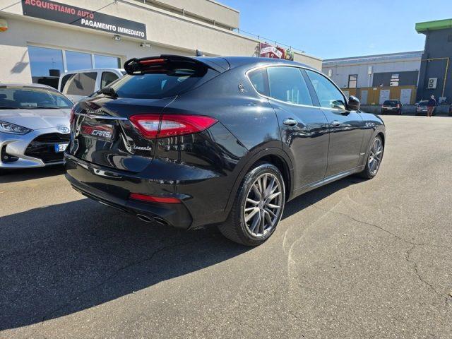 MASERATI Levante V6 Diesel 275 CV AWD Gransport PERMUTE