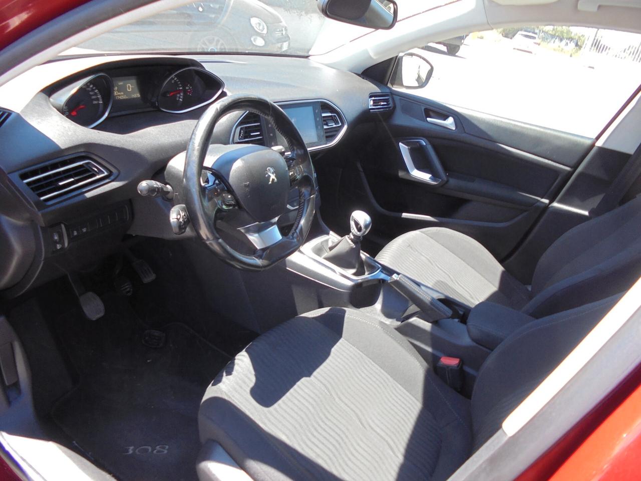 Peugeot 308 BlueHDi 120 S&S SW Allure