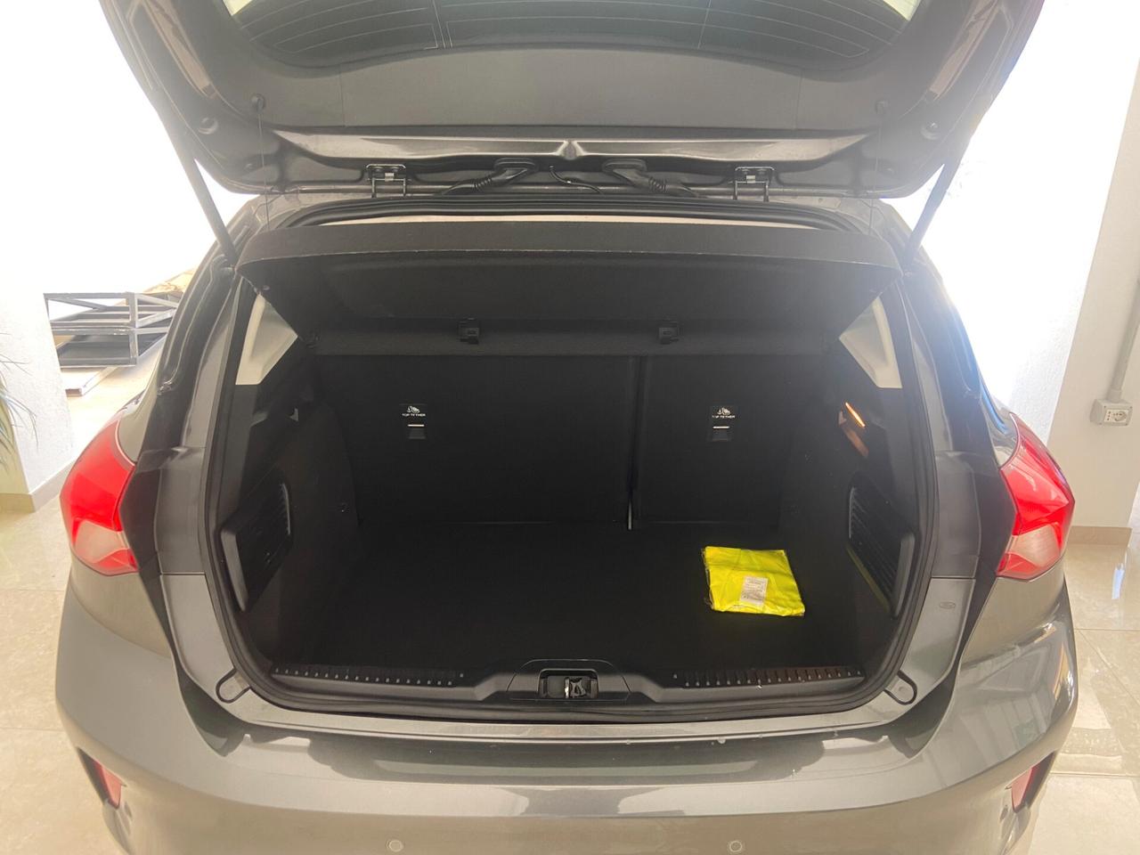 Ford Focus 1.5 Titanium 120 cv