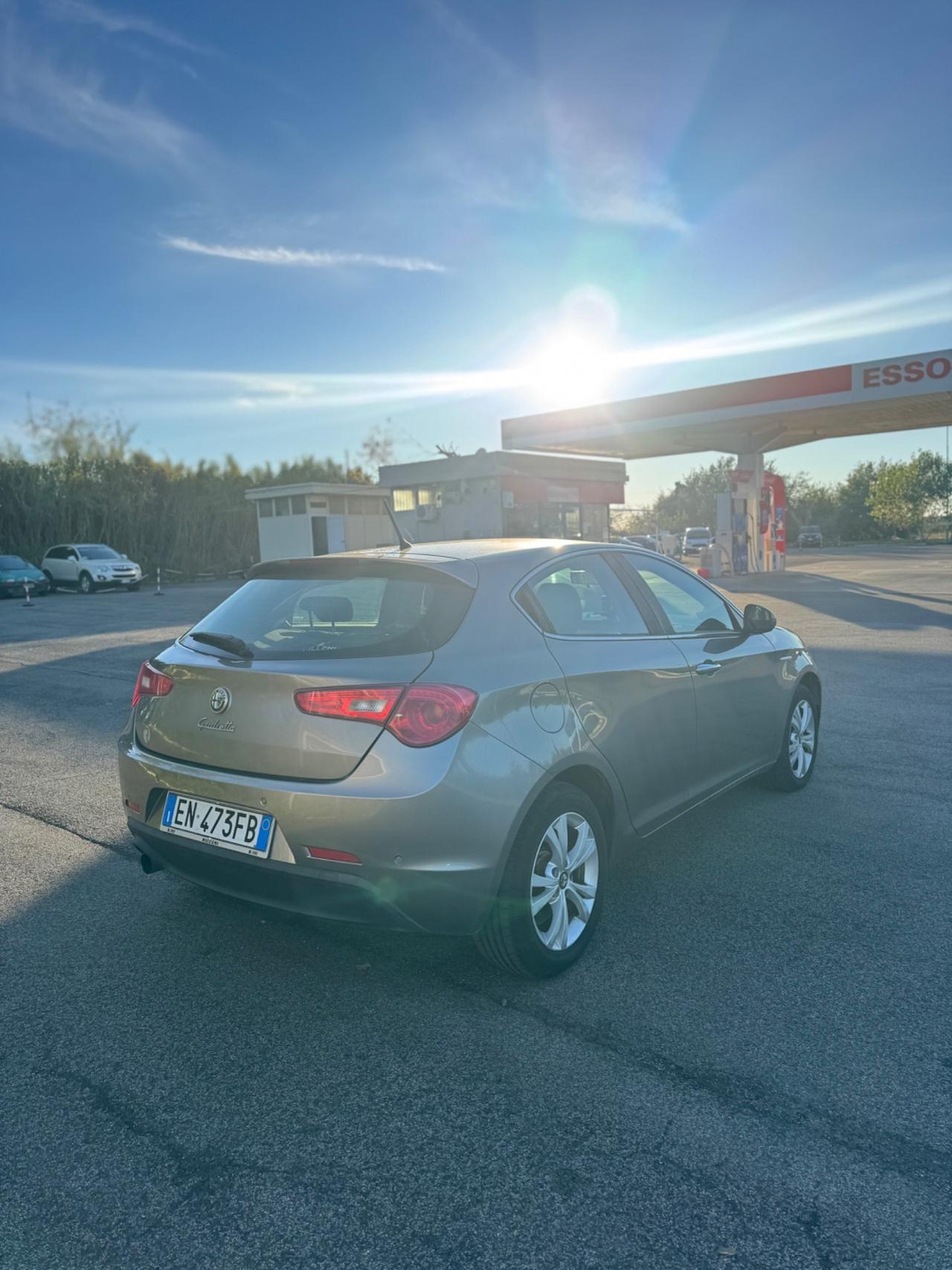 Alfa Romeo Giulietta 1.6 JTDm-2 105 CV Exclusive