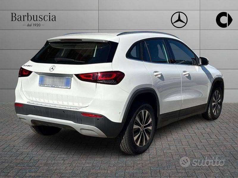 Mercedes-Benz GLA GLA-H247 2020 - 180 d Sport...