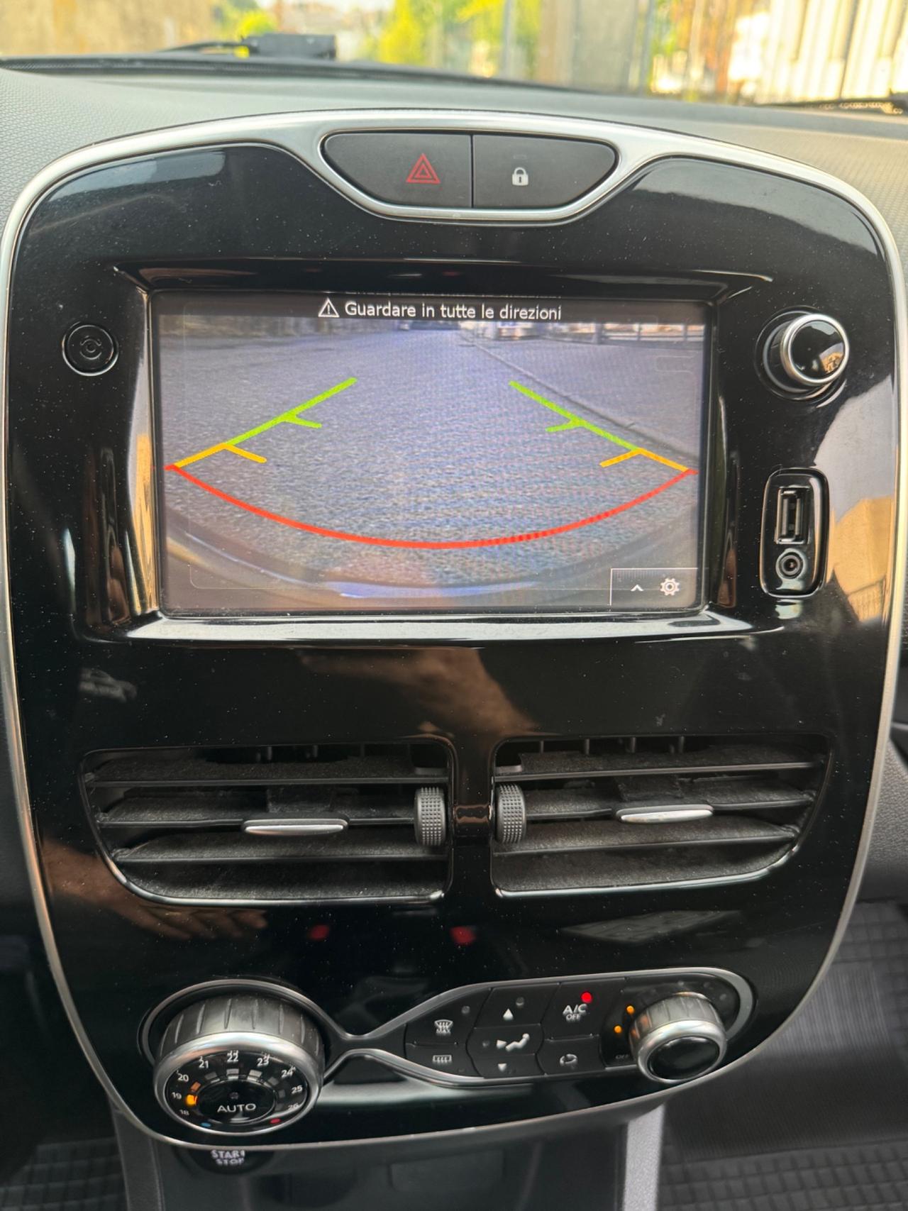 Renault Clio manutenzione completa ok neopatentati