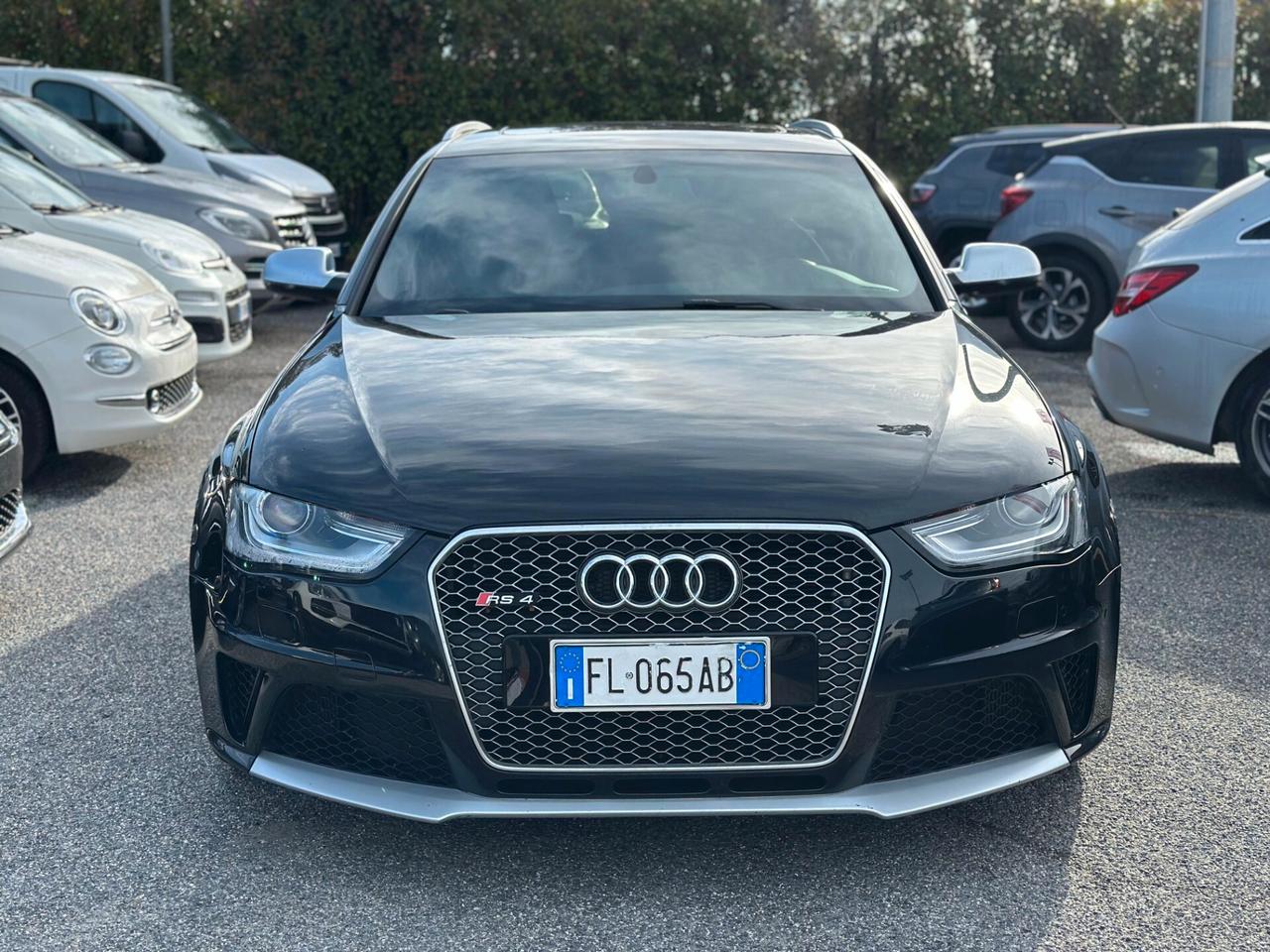 Audi RS4 Avant4.2 V8 FSI quattro S tronic