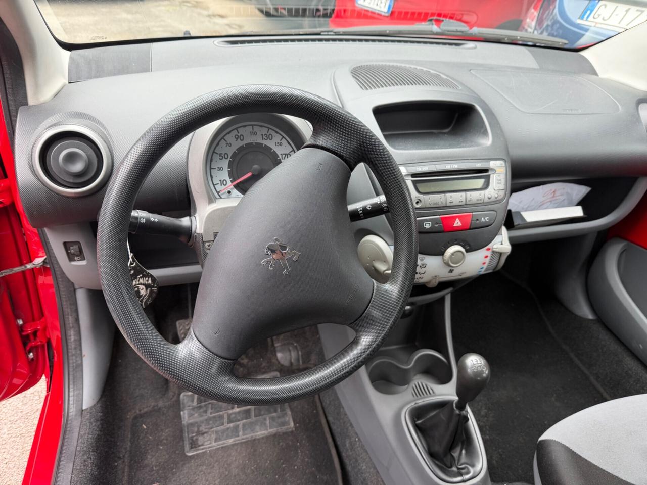 Peugeot 107 1.0 68CV 5p. Plaisir