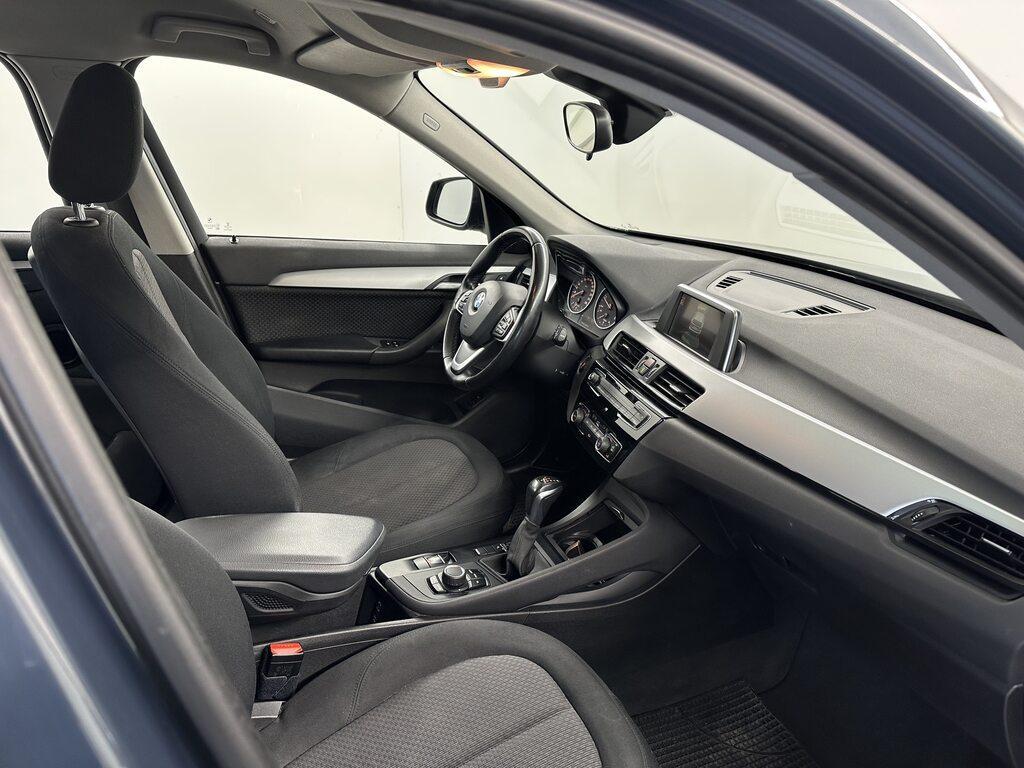 BMW X1 18 d Business sDrive Steptronic