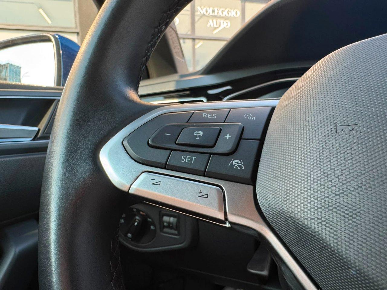Volkswagen Polo 1.0 tsi R-Line 95cv