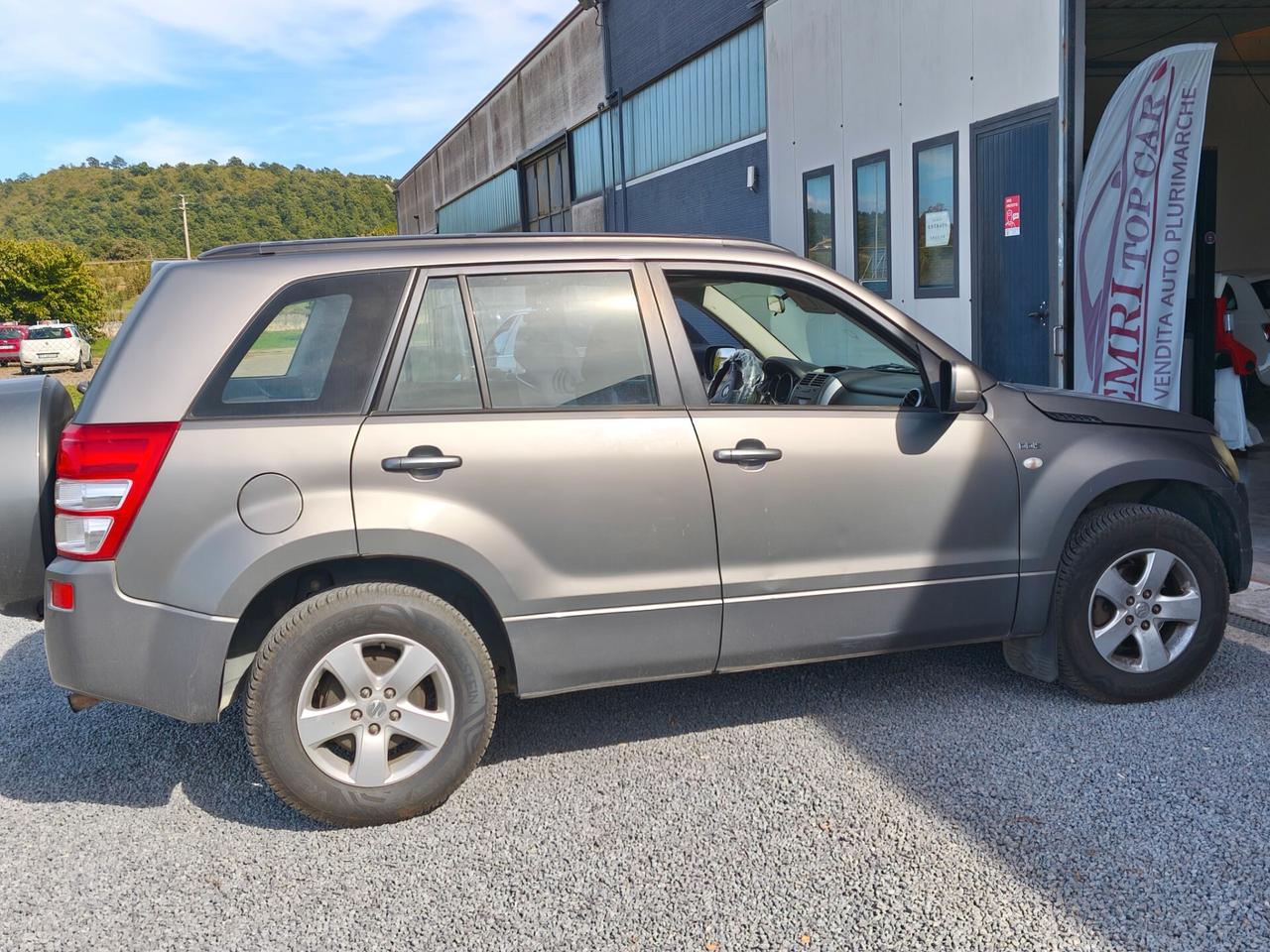 Suzuki Grand Vitara 1.9 DDiS 5 porte