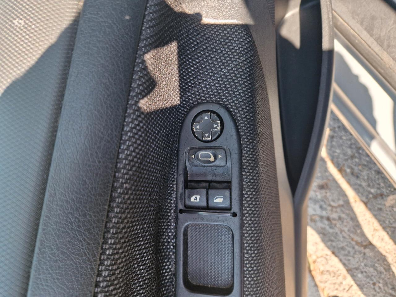 Peugeot 207 1.6 HDi 90CV FAP 5p. XS
