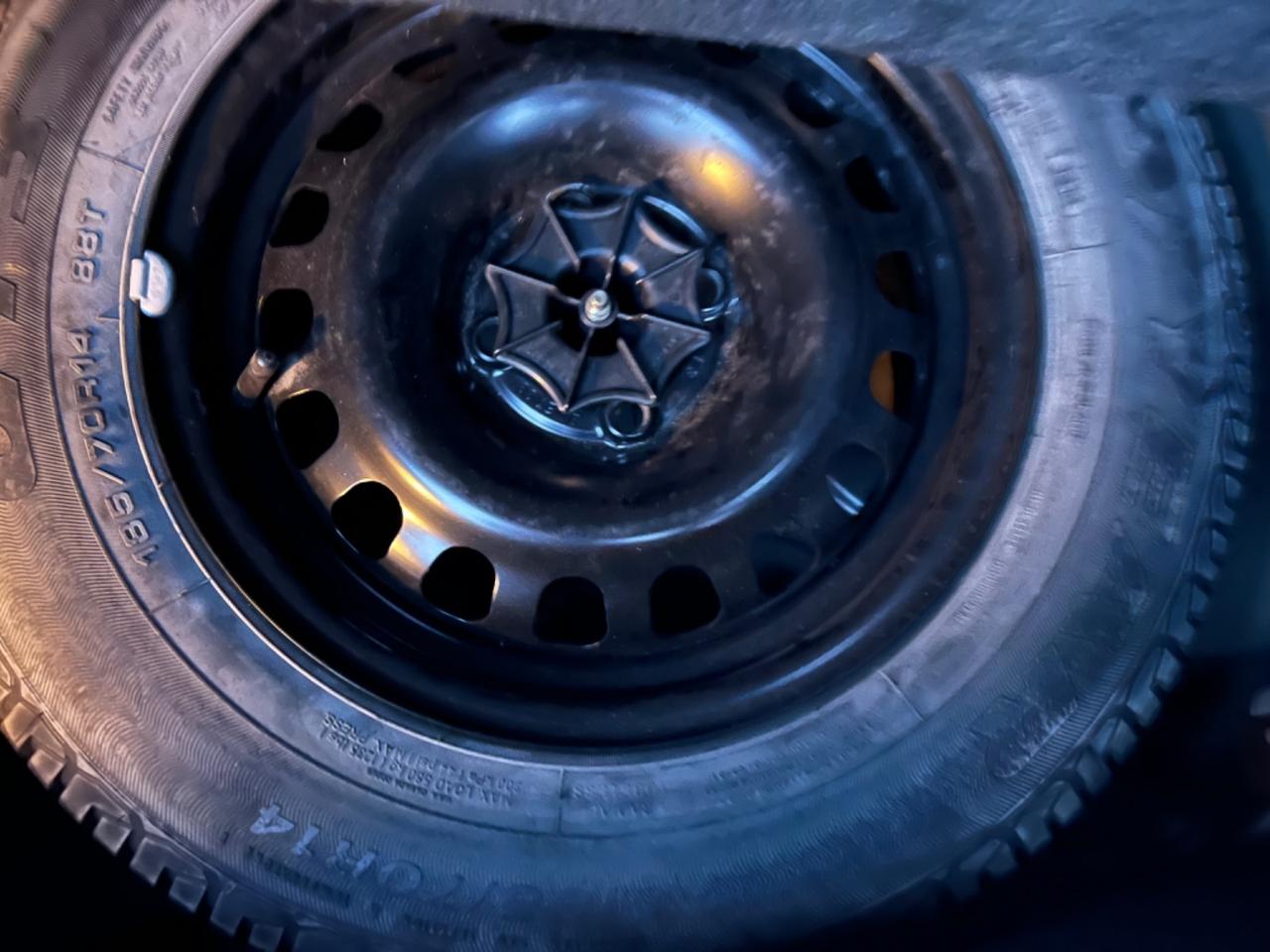 Opel Corsa 1.2 BENZINA 5P. 2013 POCHI KM NEOPATENTATI