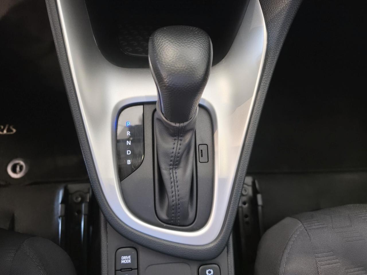 Toyota Yaris 1.5 Hybrid 5 porte Active