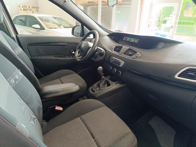 RENAULT Scenic Scénic XMod 1.5 dCi 110CV EDC