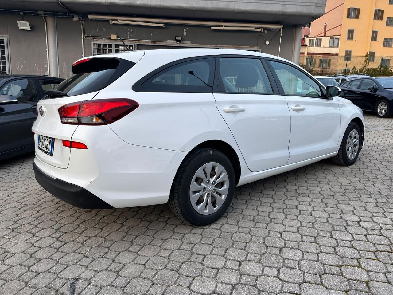 Hyundai i30 Wagon 1.4 MPI Classic