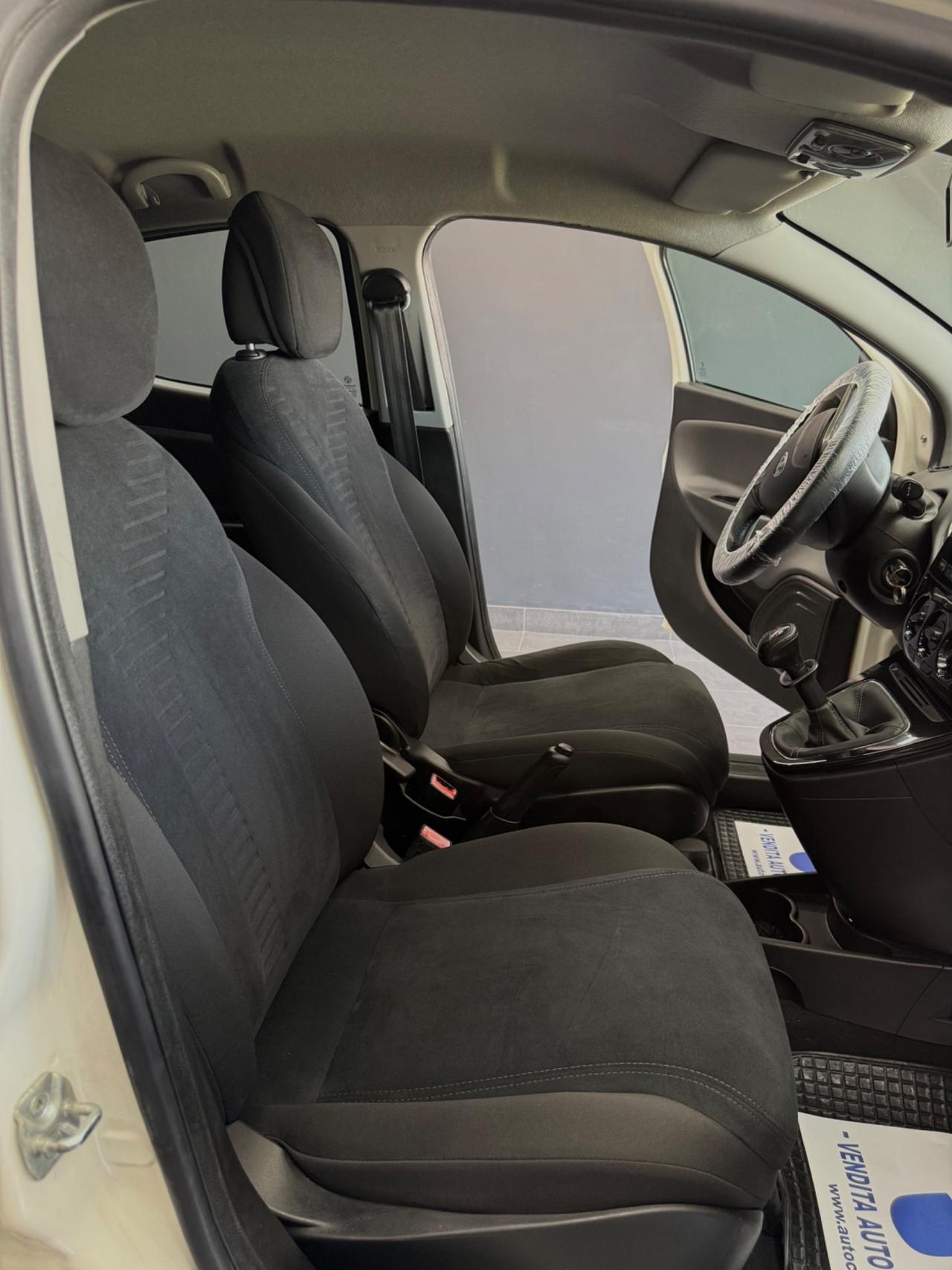 Lancia Ypsilon 1.2 GPL Ecochic Platinum 11/2015