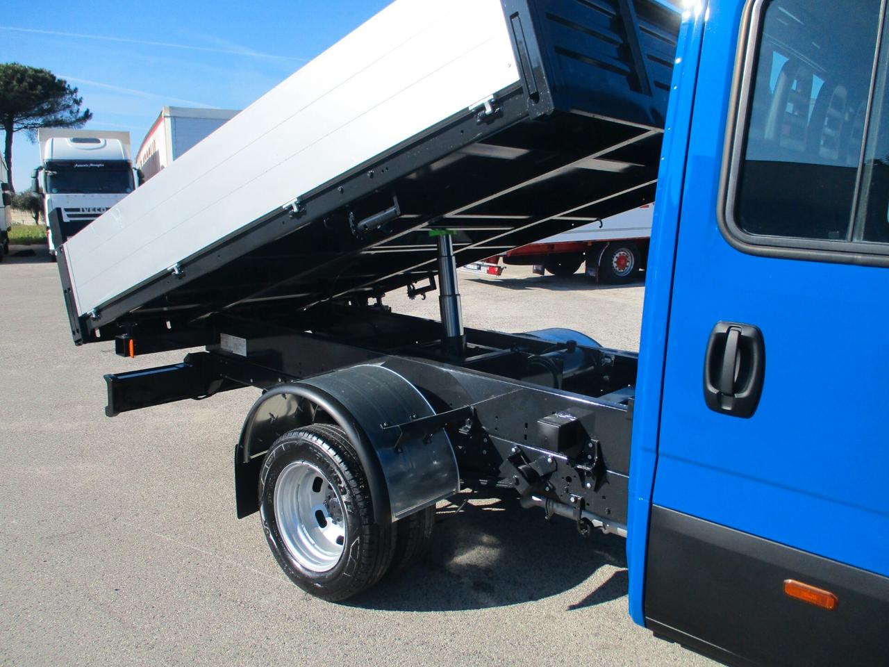 Iveco Daily 35C14 2.3 140CV EURO 6D DOPPIA CABINA RIBALTABILE