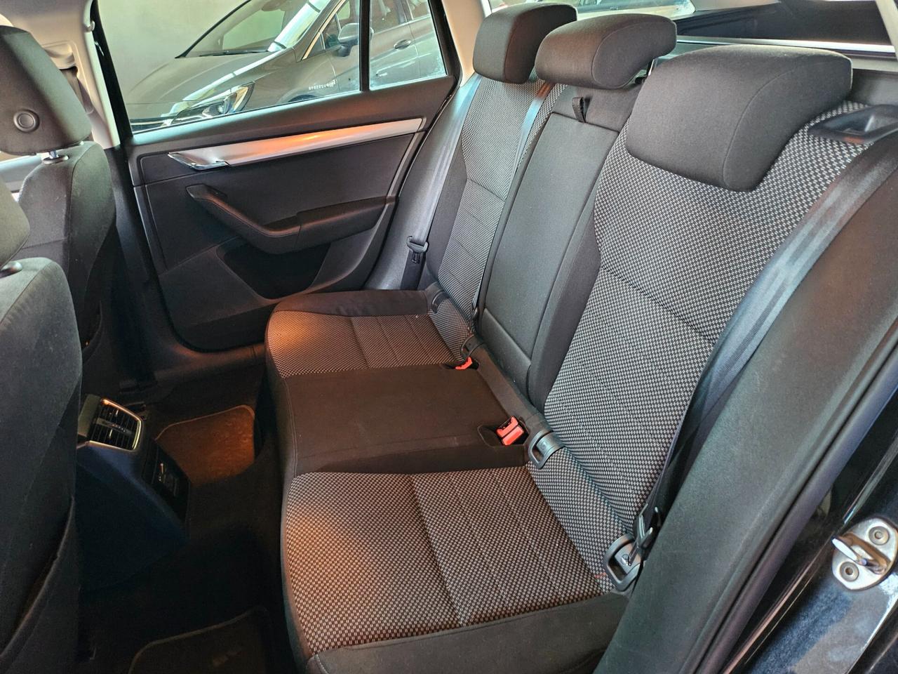 Skoda Octavia 1.6 TDI CR 110 CV Wagon Executive