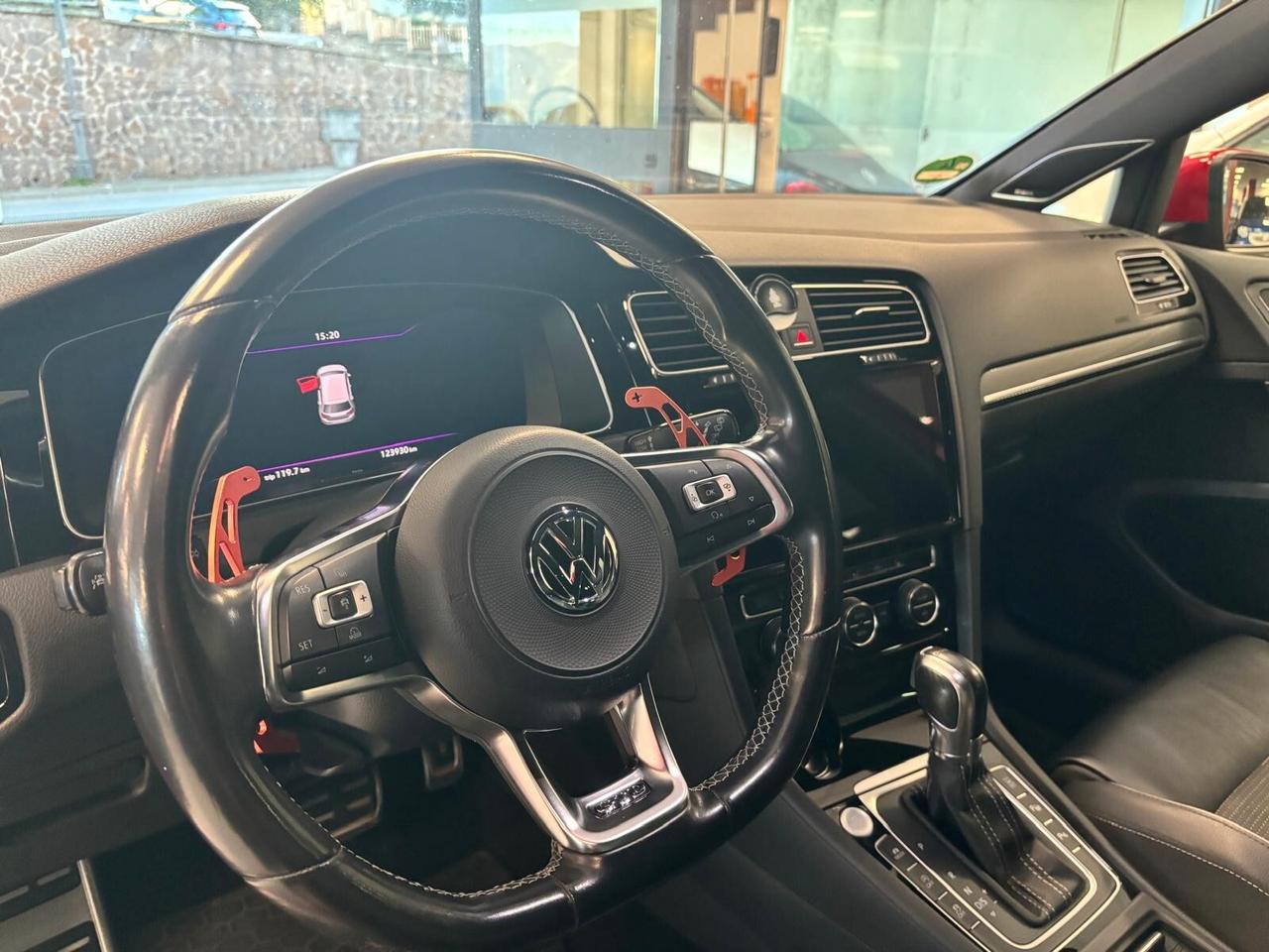 Volkswagen Golf 2.0 TDI DSG 5p. Highline BlueMotion Technology