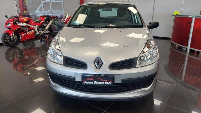 RENAULT Clio 1.2 16V 5 porte 4U Pack