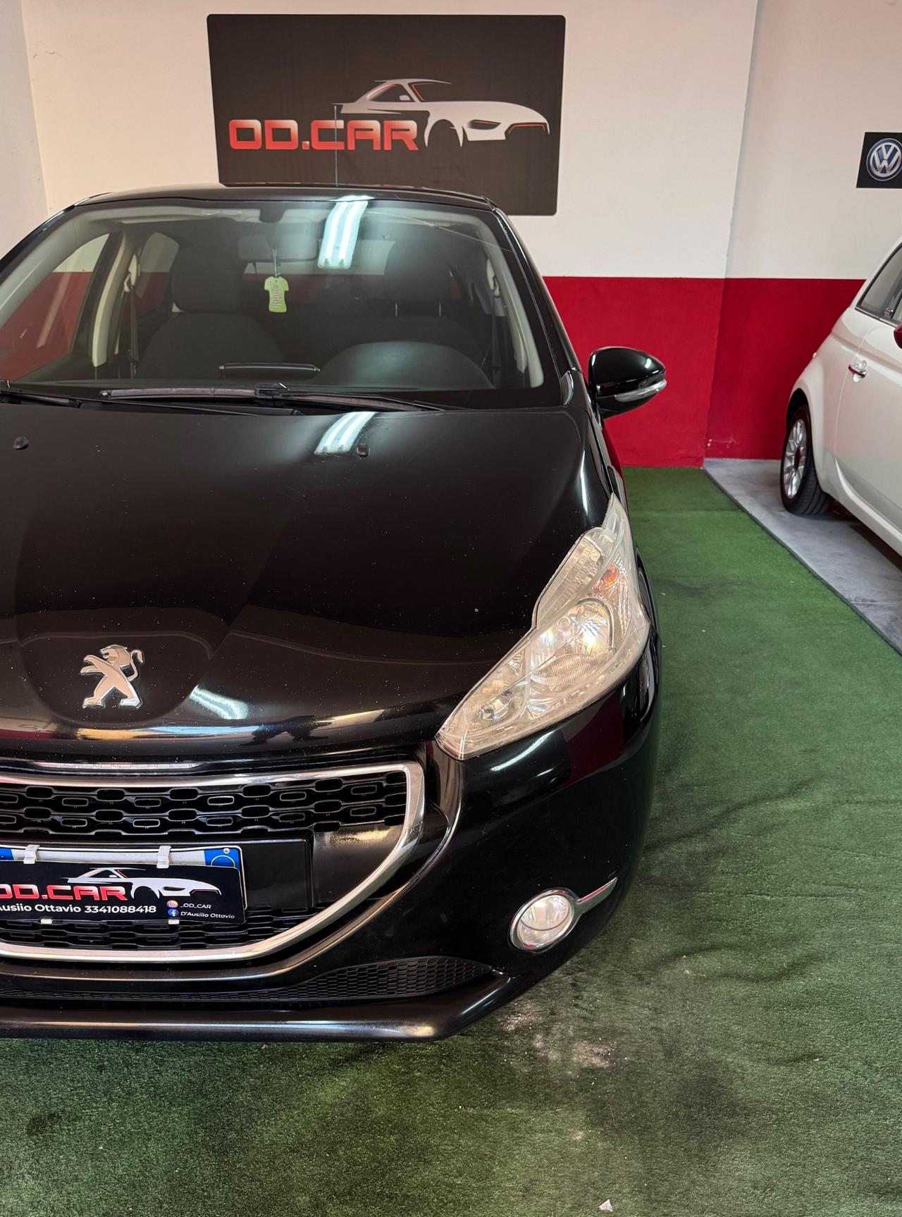 Peugeot 208 1.4 HDi 68 CV 5 porte Access