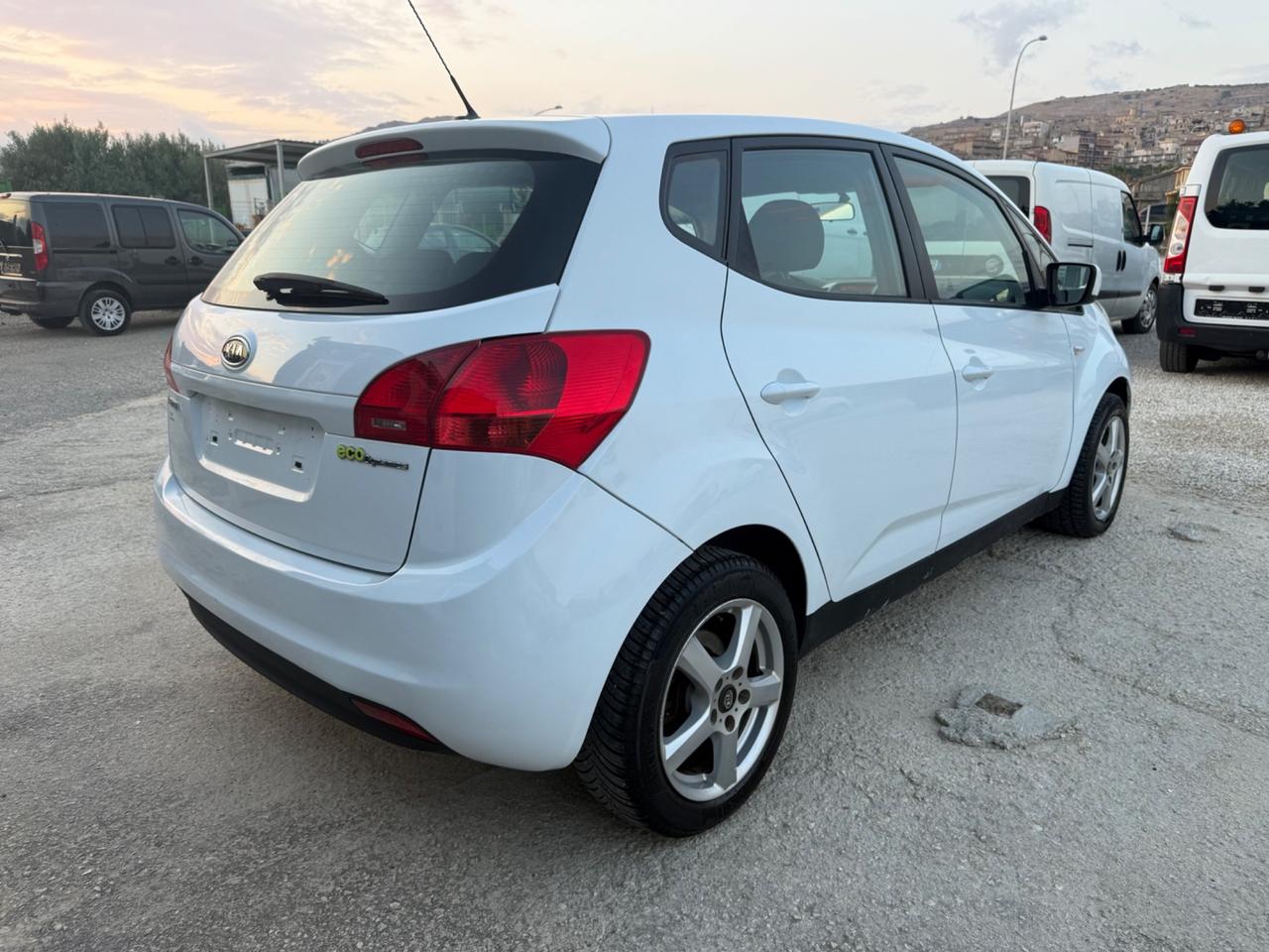 Kia Venga 1.4 CRDi 90CV Active