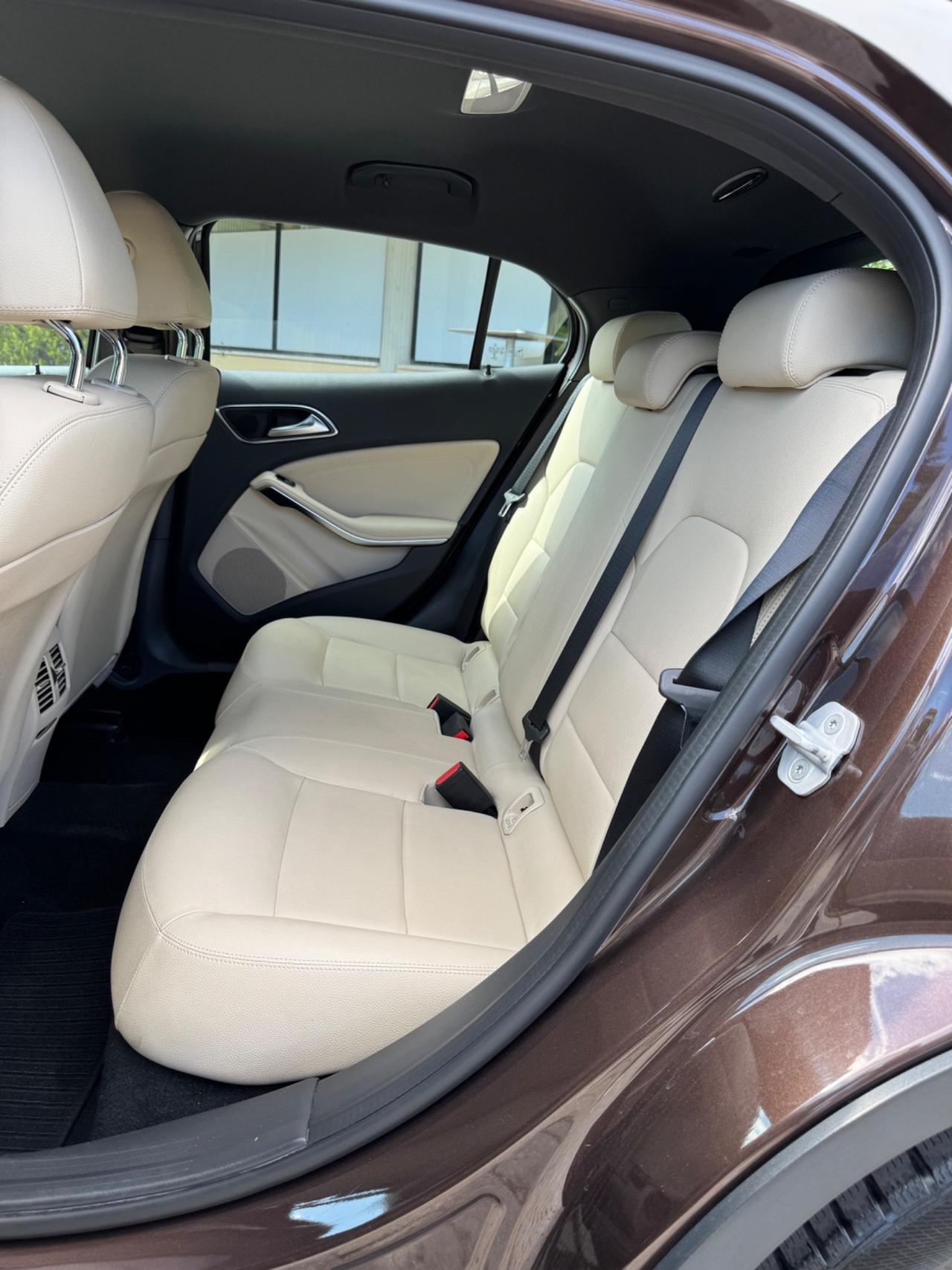 Mercedes-benz CLA 200 CLA 200 d 4Matic Automatic Premium