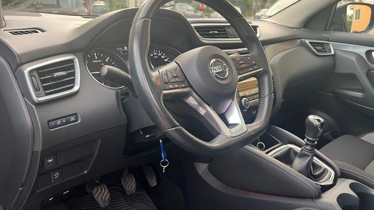 Nissan Qashqai 1.6 dCi 130 Cv 2WD N-Connecta Tetto Panoramico Full Led Navi