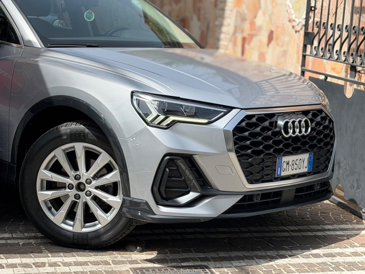 Audi Q3 35 TDI S tronic Business Advanced