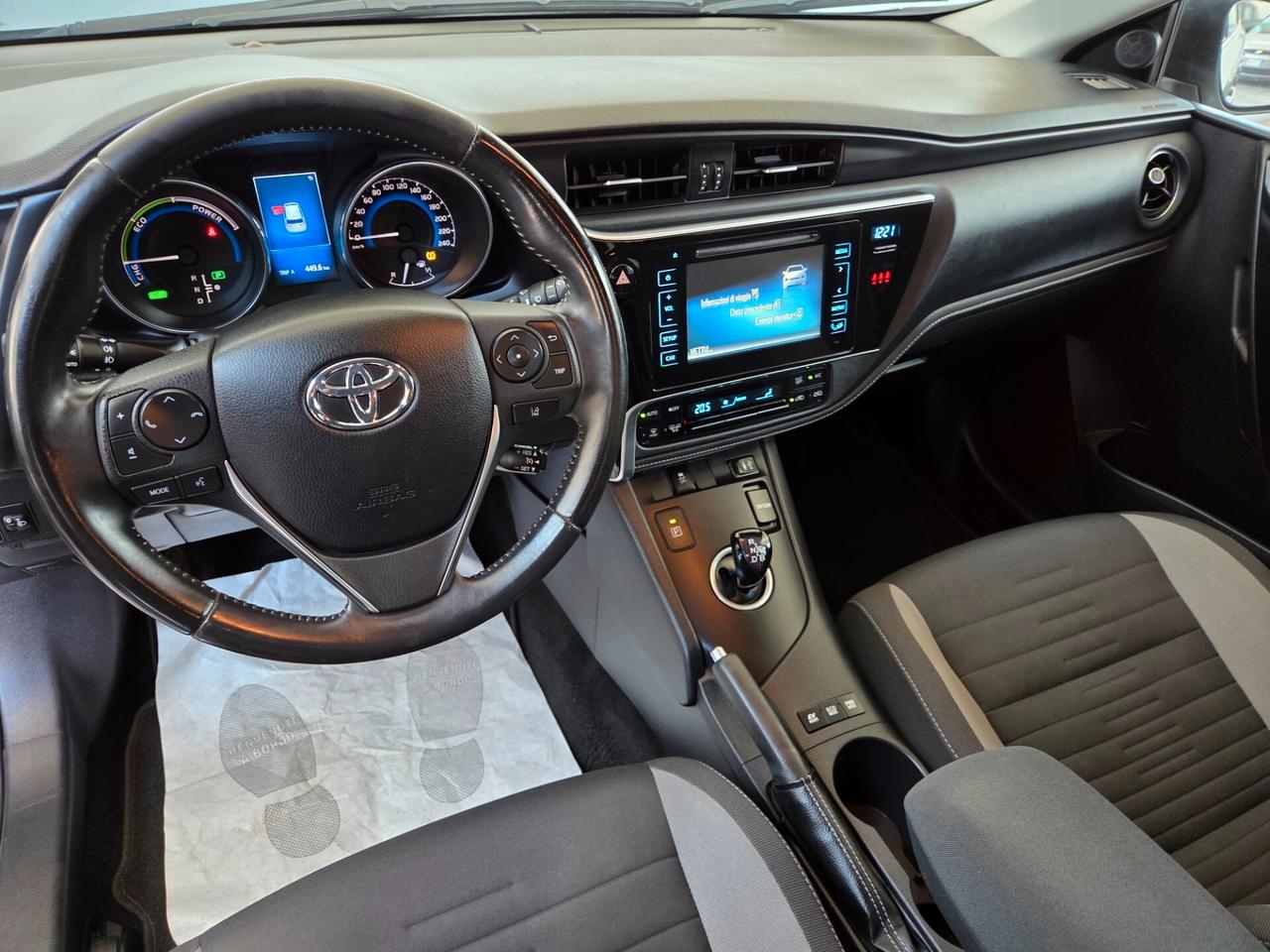 Toyota Auris 1.8 Hybrid Lounge