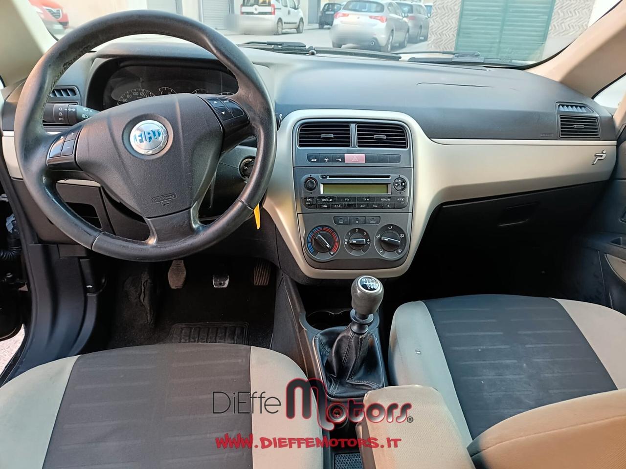 Fiat Grande Punto 1.3 MJT 90 CV 5 porte Dynamic