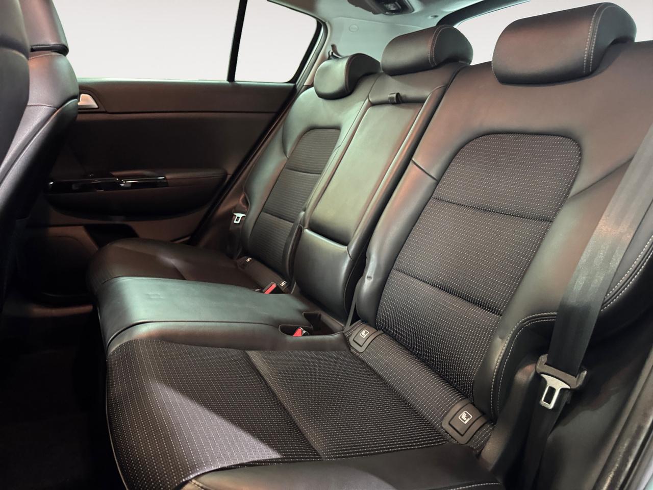 KIA Sportage 1.6 crdi mhev Business Class