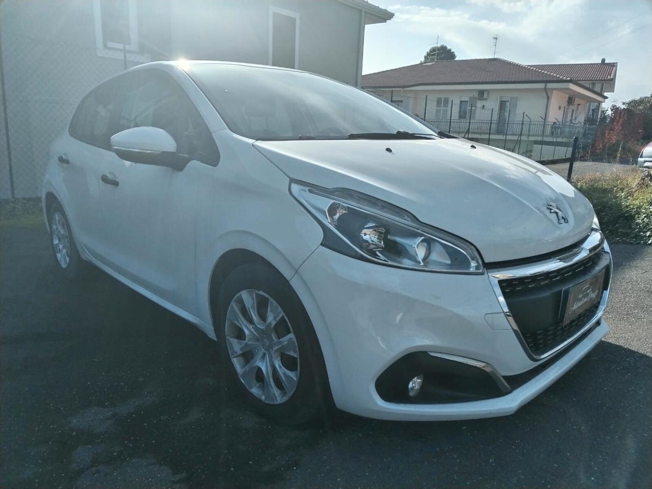 Peugeot 208 1.4 HDi 68 CV 5 porte Active