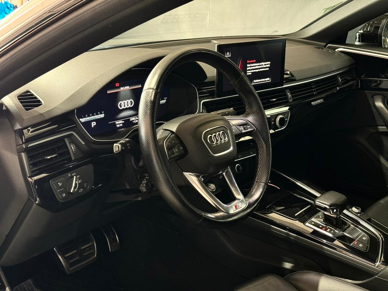 Audi A5 SPB 40 TDI quattro S tronic S-Line Identity Black