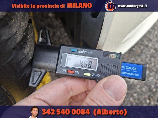 MERCEDES-BENZ A 180 Sport