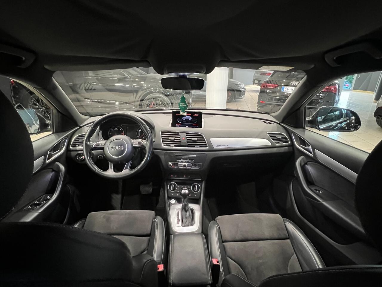 Audi Q3 2.0 TDI 150 CV quattro S tronic edition Sport
