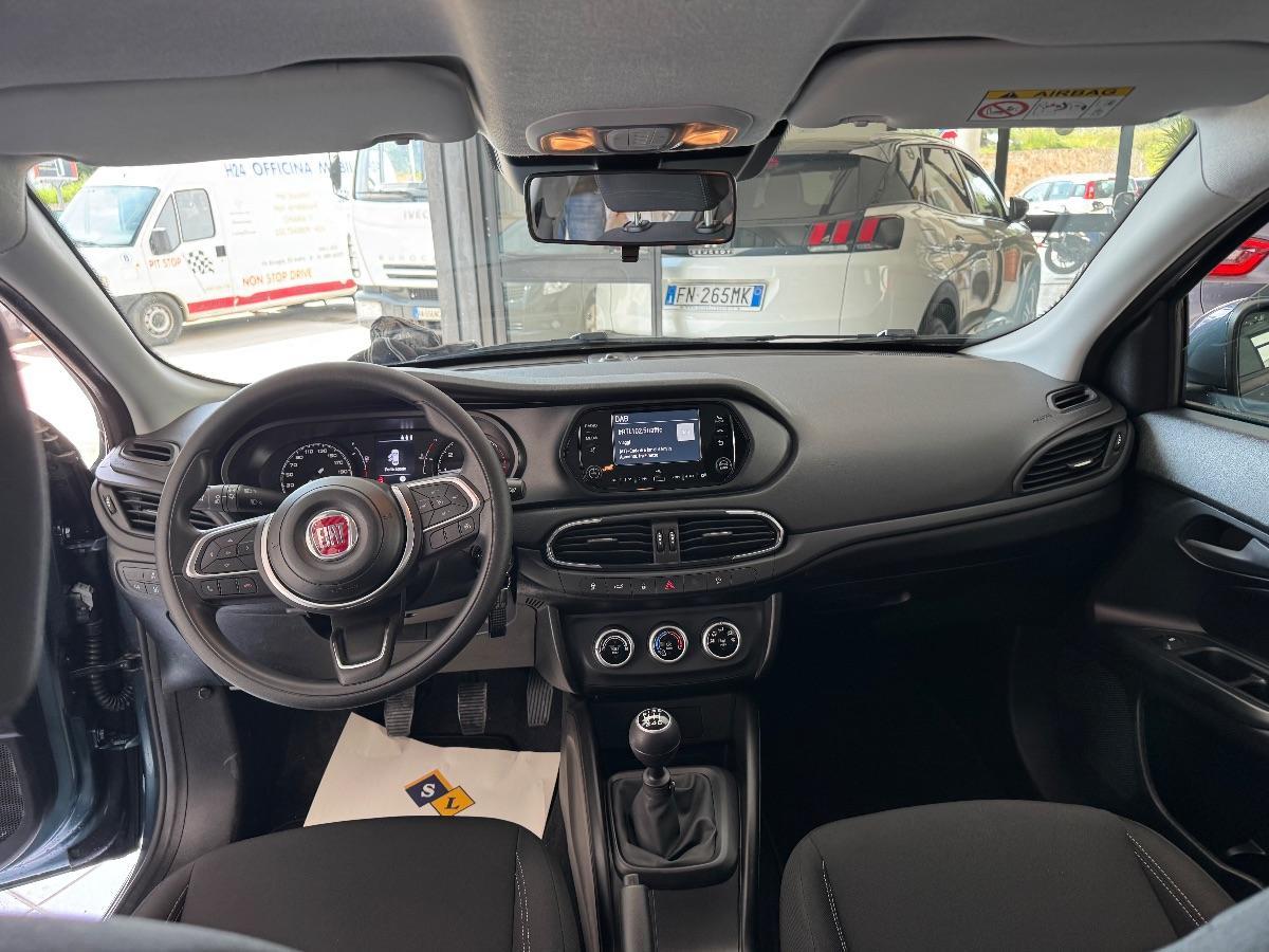 FIAT - Tipo - 1.6 Mjt S&S 5p. Garmin RETROCAMERA/ UNICO PROP/ CARPLAY
