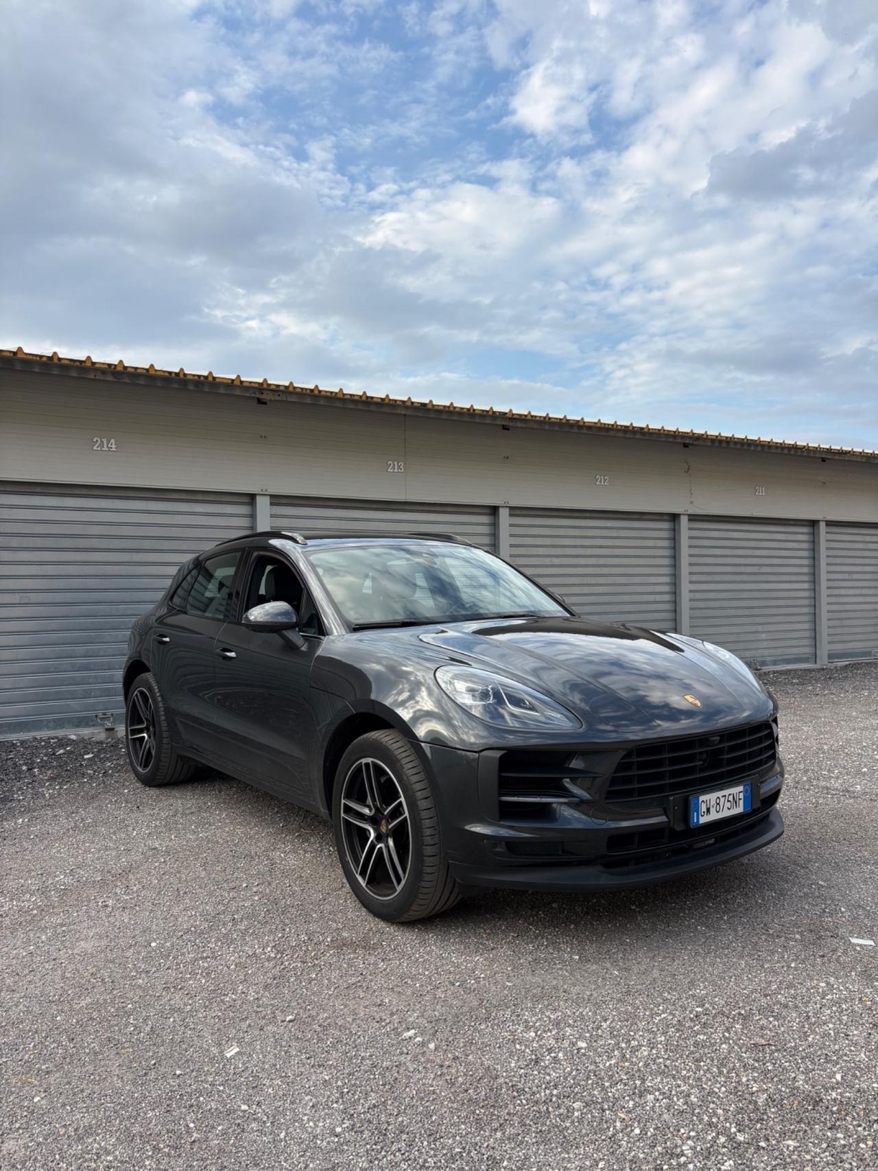 Porsche Macan S 353cv