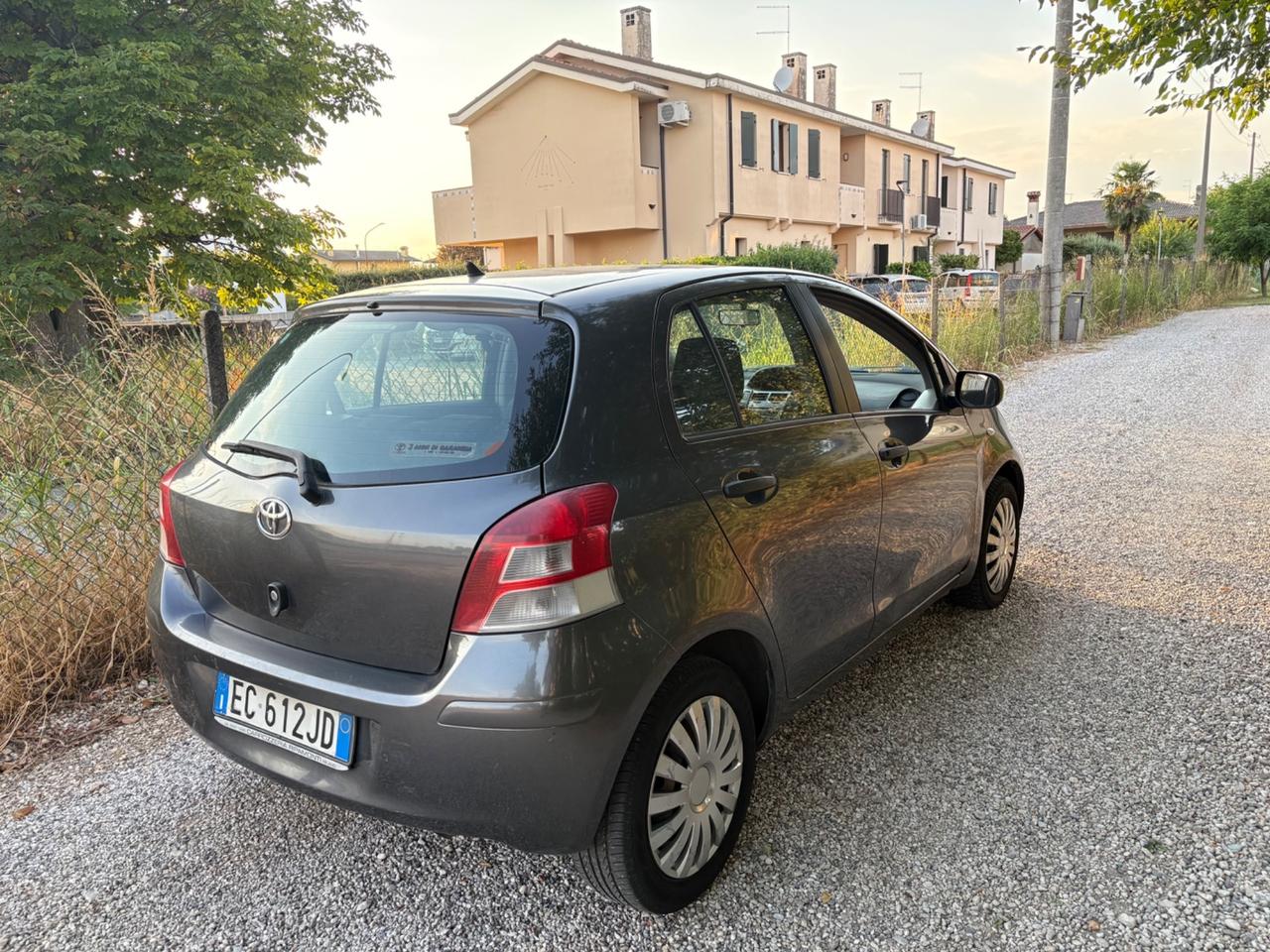 Toyota Yaris 1.0 5 porte 96cv GPL