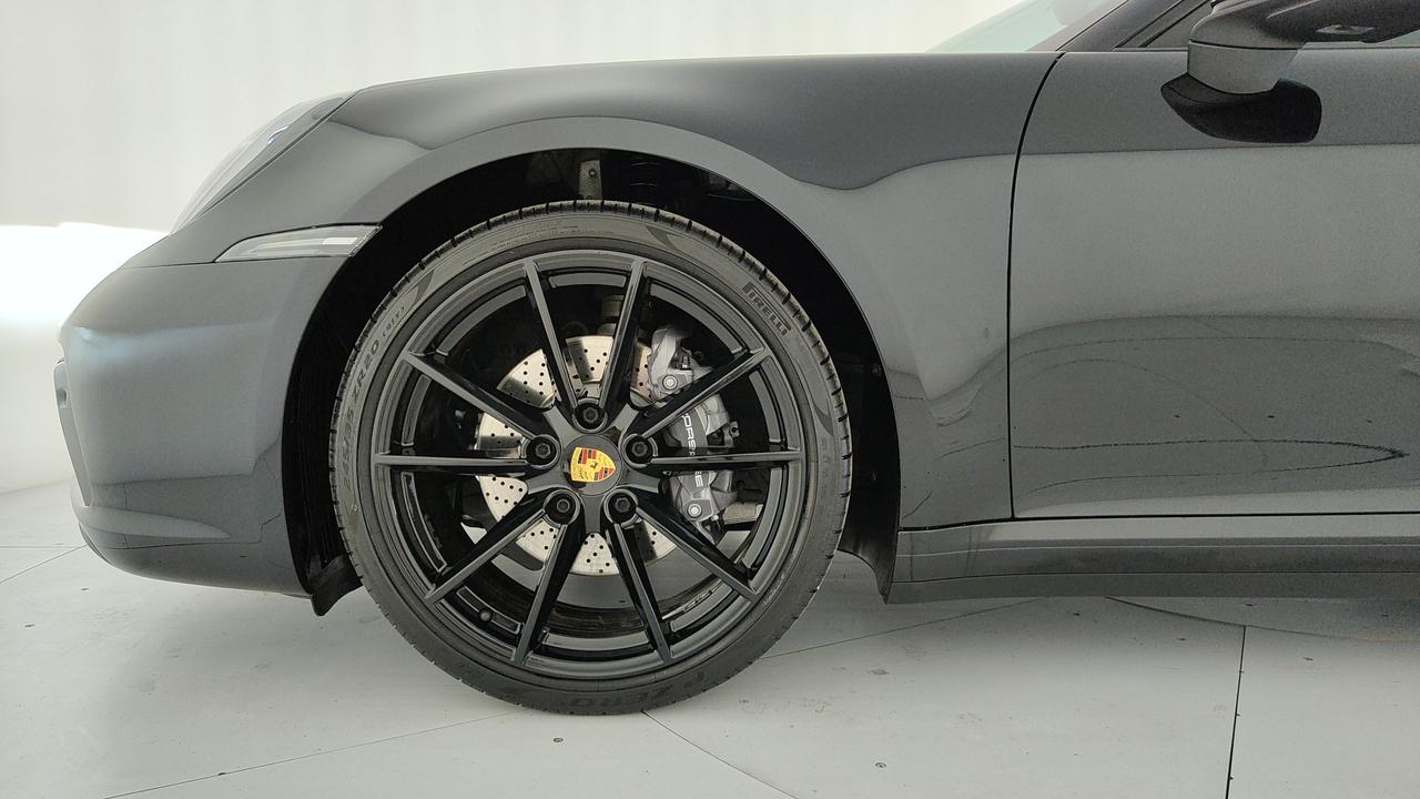 PORSCHE 911 Coupe 3.0 Carrera 4 auto