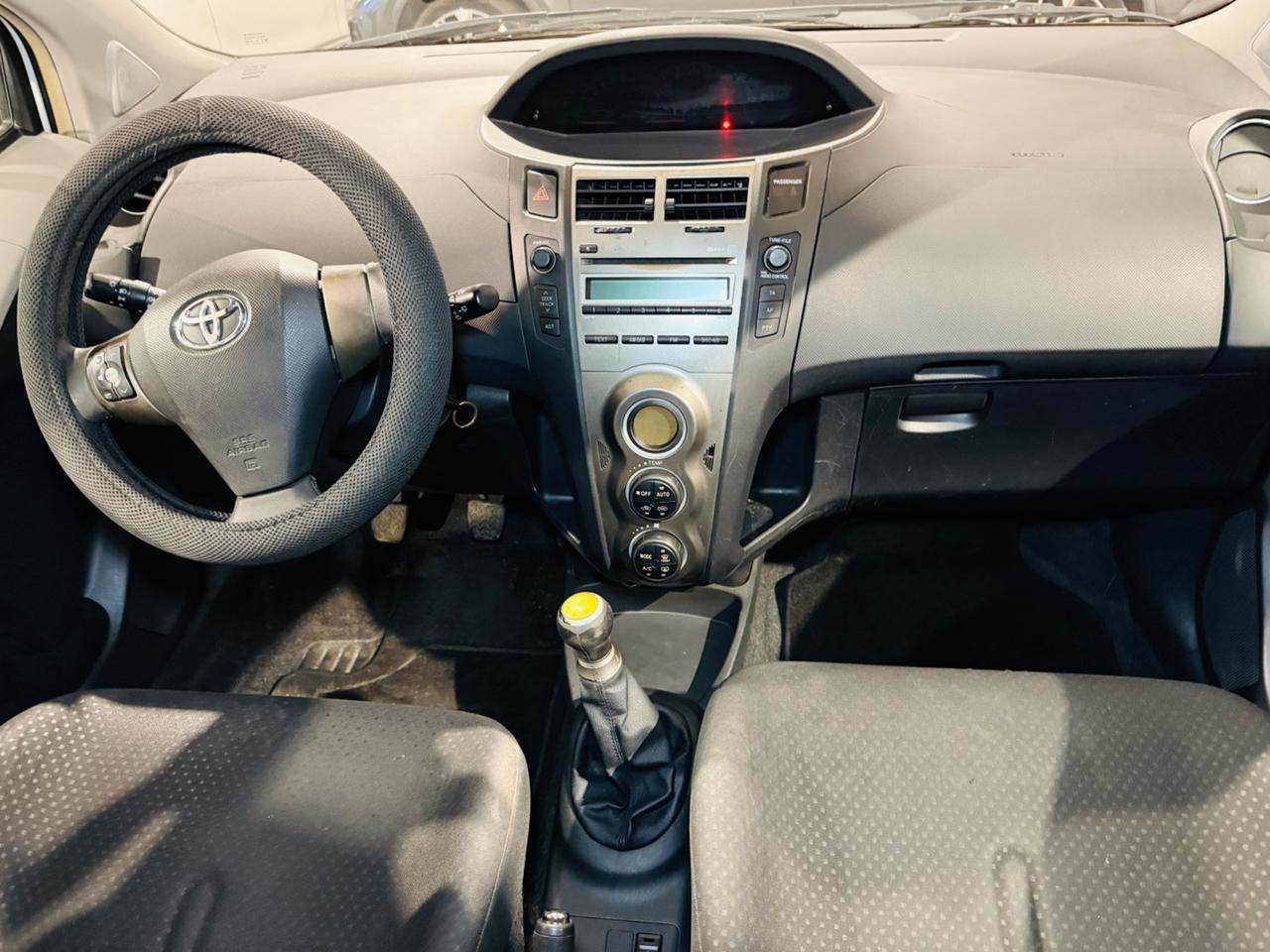 Toyota Yaris 1.0 5 porte Sol*NEOPATENTATI*