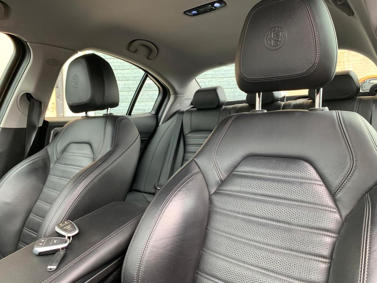 Alfa Romeo Giulia 2.2 TD 210 CV AT8 Q4 Veloce