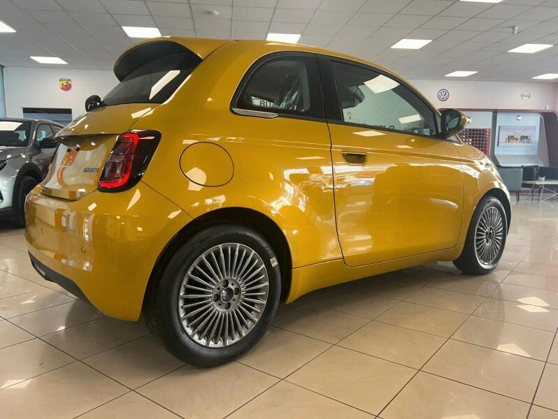 FIAT 500 (2020-->) 500 Berlina Hybrid Torino