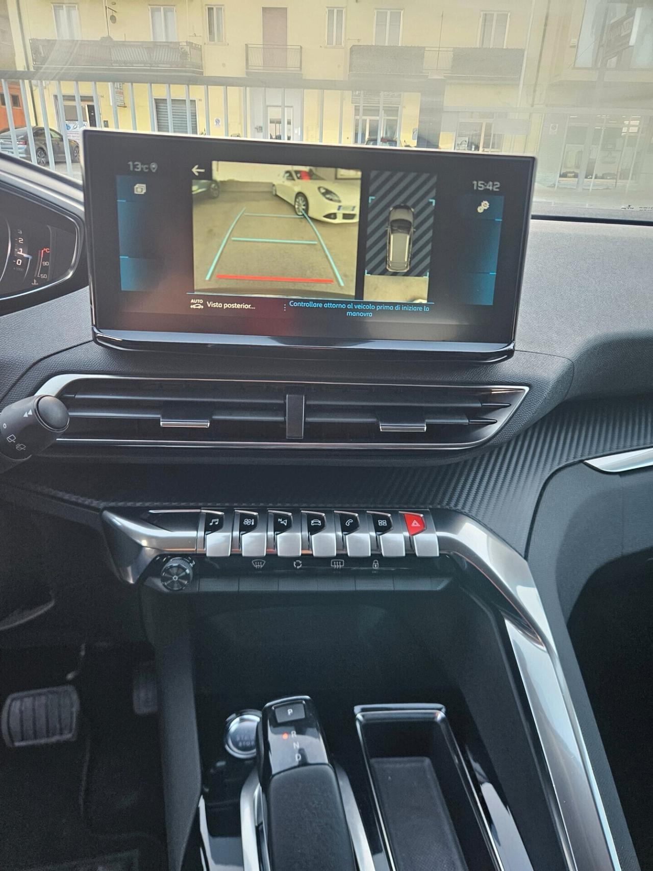 Peugeot 3008 BlueHDi 130 S&S EAT8 Business Pack