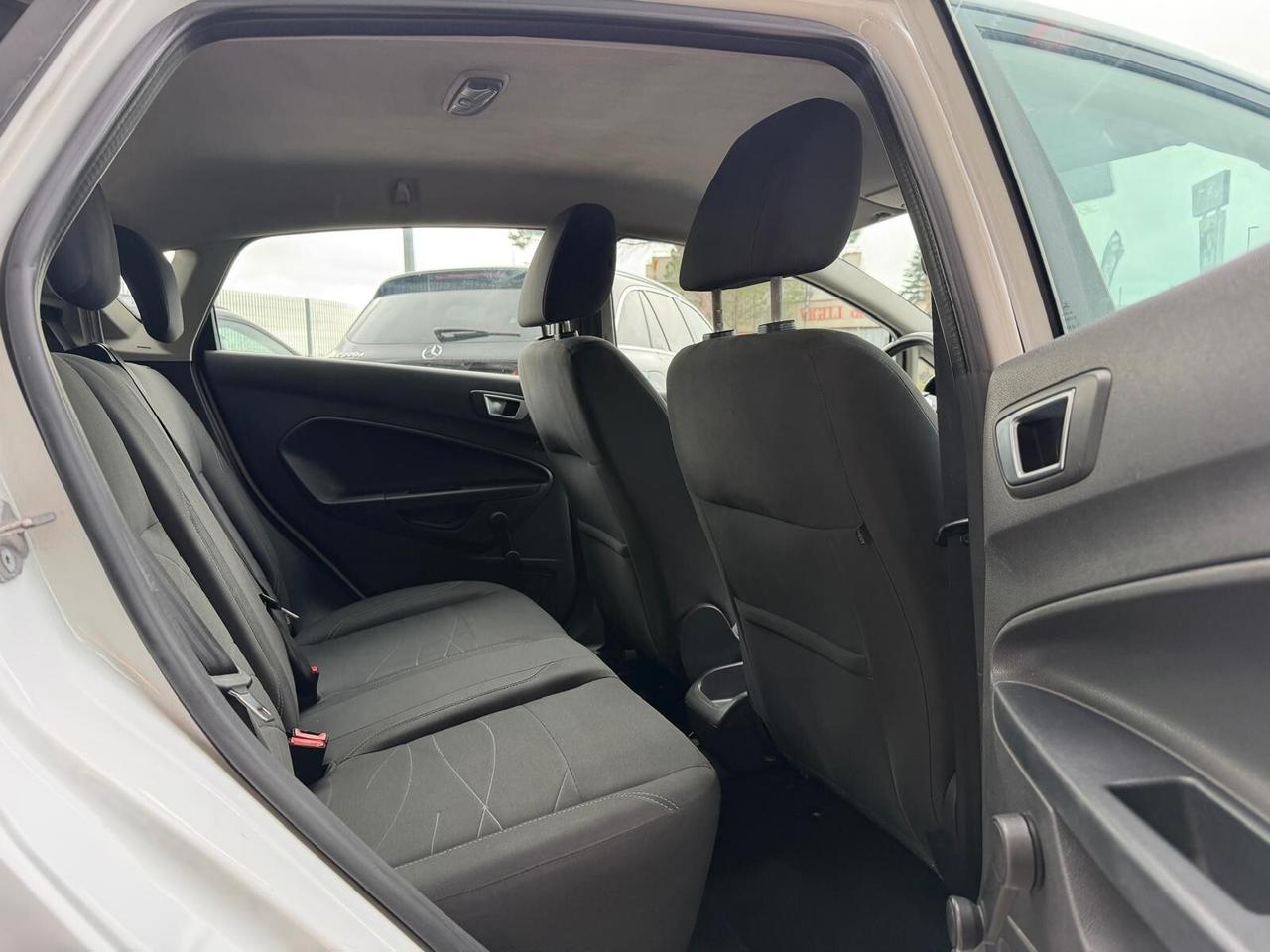 FORD FIESTA TITANIUM 1.5 TDCI 75CV OK NEOPATENTATO ANNO 2016