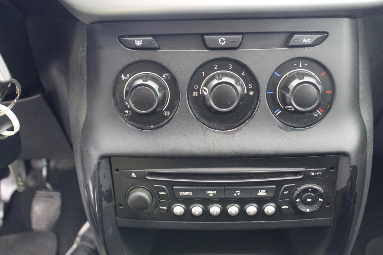 Citroen C3 1.4 Hdi White Selection 70 Cv. TETTO ZENITH