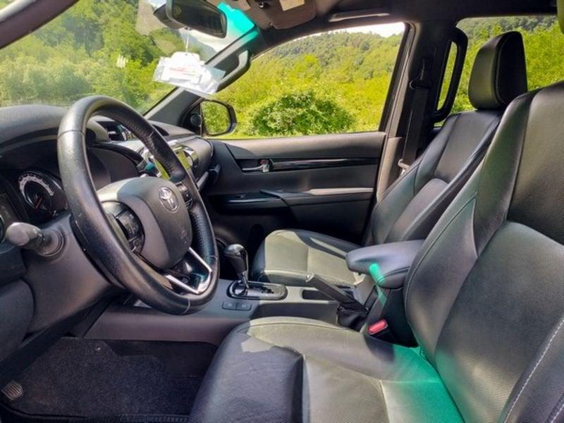 Toyota Hilux 2.4 D-4D A/T 4WD 4 porte Double Cab Executive+ con Hard Deck!!