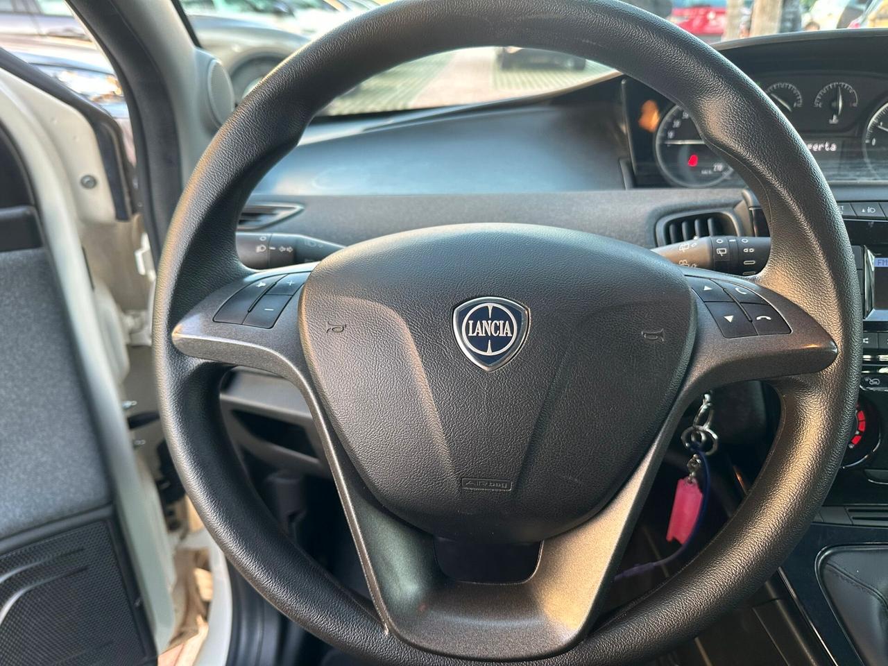 Lancia Ypsilon 1.2 GPL 69CV Elefantino Blu S&S Uff Italy USB