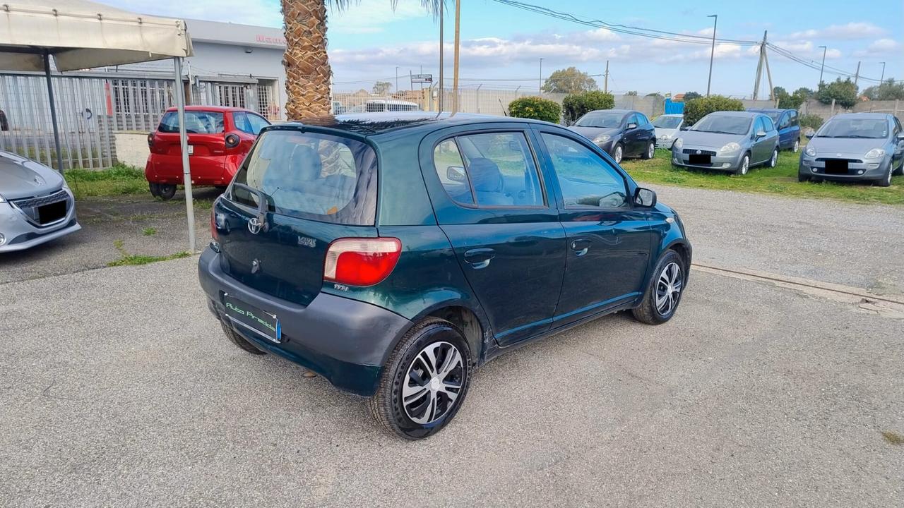 Toyota Yaris 1.0 5 Porte Adatta anche a neopatentati