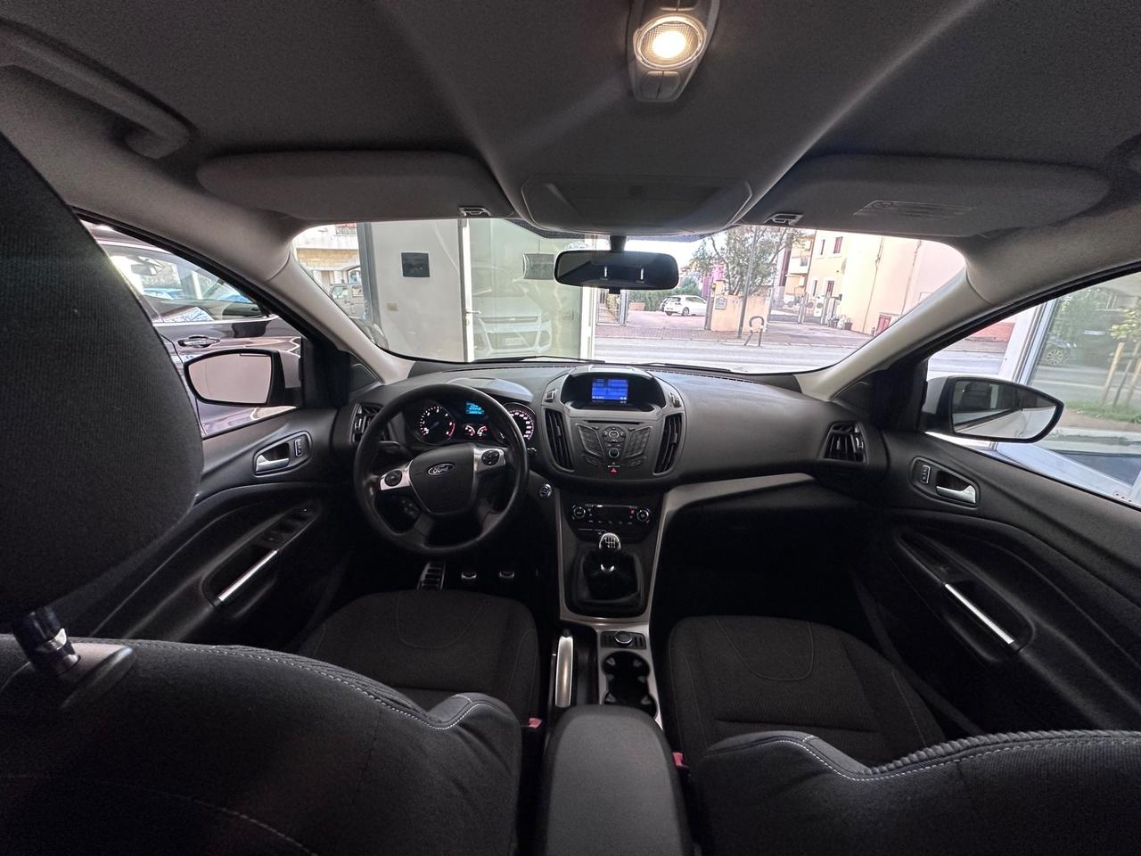 Ford Kuga 2.0 TDCI 140 CV 2WD