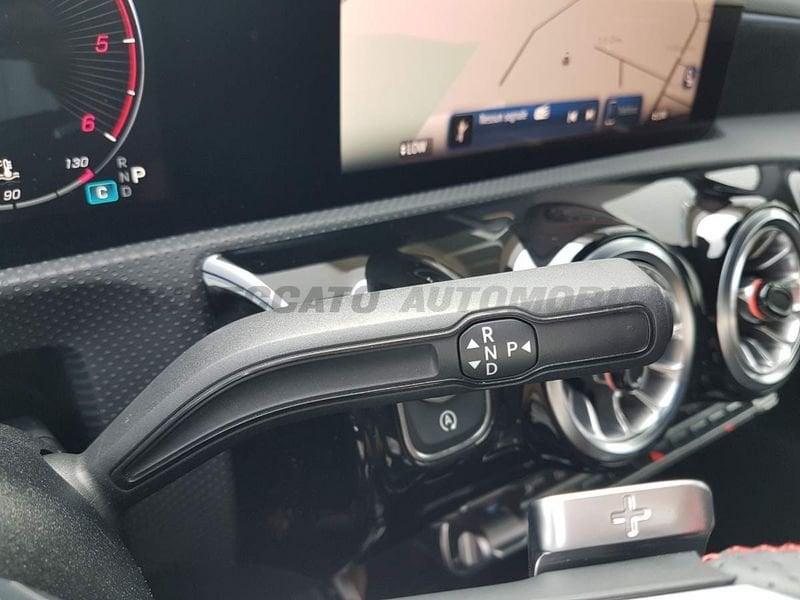 Mercedes-Benz Classe A A 180 d AMG Line Premium auto