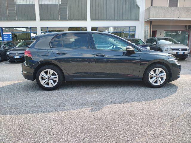 VOLKSWAGEN Golf 1.5 TGI DSG Life